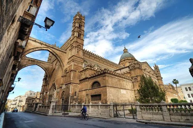 Palermo Home Cathedral Apartment Italy